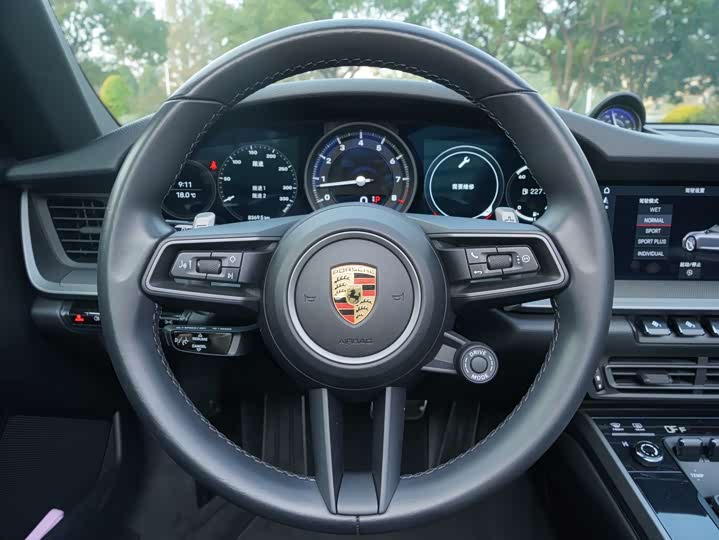 Фото 8 - Porsche 911