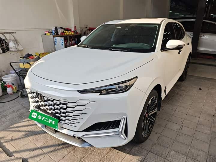 Фото 1 - Changan UNI-K Hybrid