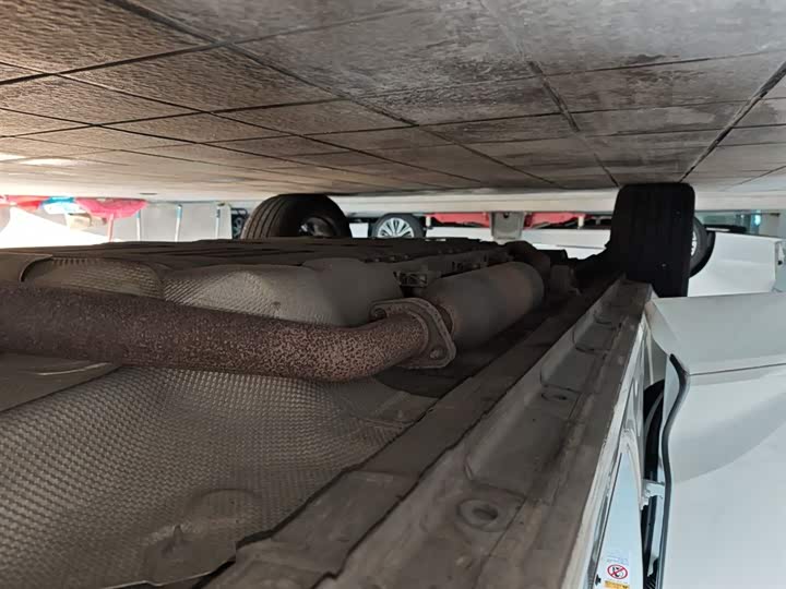 Фото 21 - Changan UNI-K Hybrid