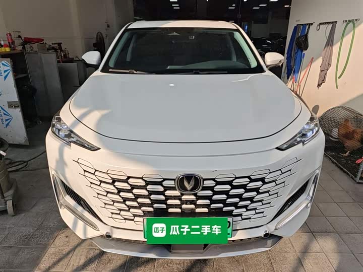 Фото 3 - Changan UNI-K Hybrid