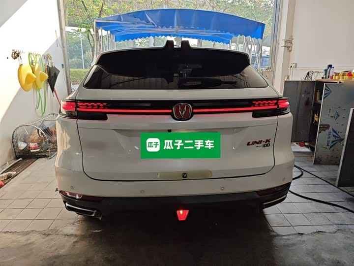 Фото 6 - Changan UNI-K Hybrid