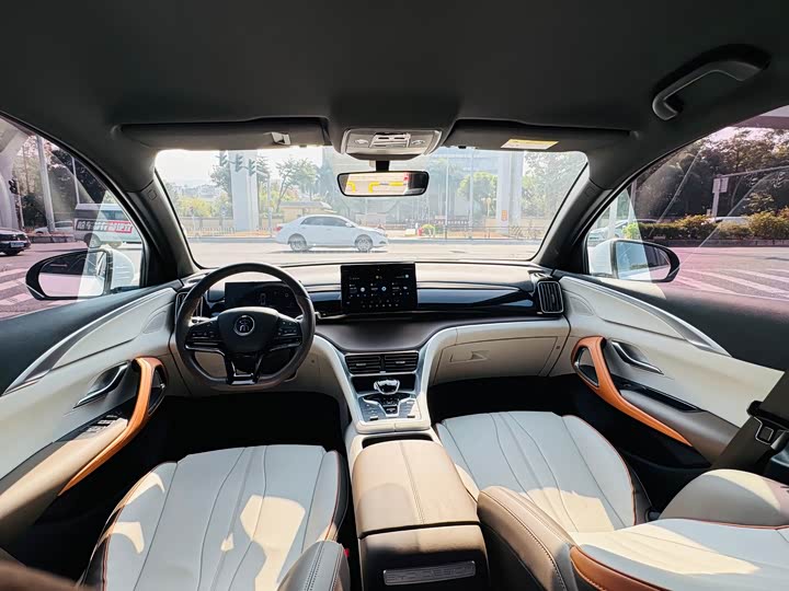 Фото 10 - BYD Song Pro Hybrid