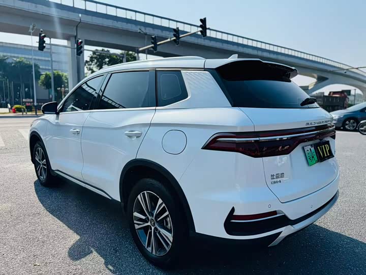 Фото 7 - BYD Song Pro Hybrid