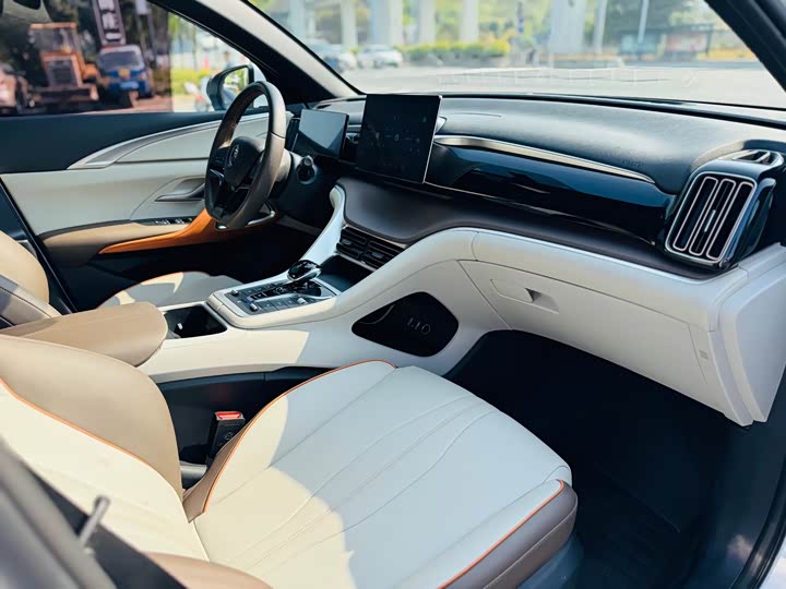 Фото 9 - BYD Song Pro Hybrid