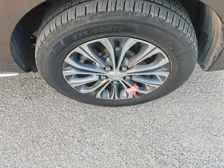 Фото 16 - Buick GL8 ES