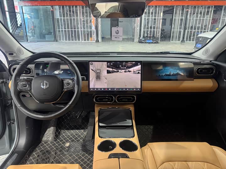 Фото 9 - Leapmotor C11