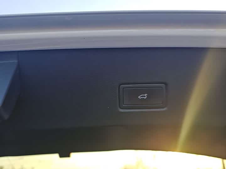 Фото 14 - Volkswagen T-Roc