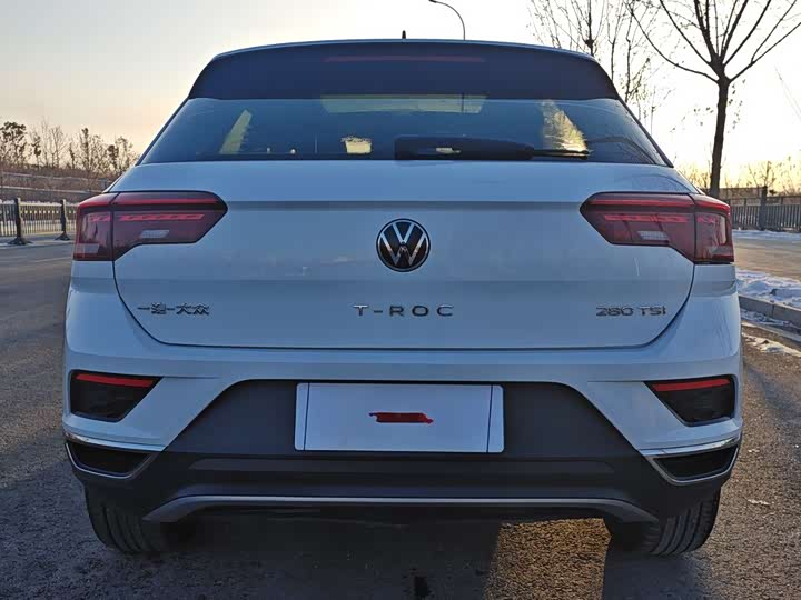 Фото 8 - Volkswagen T-Roc
