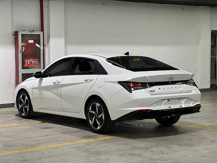 Фото 4 - Hyundai Elantra N line