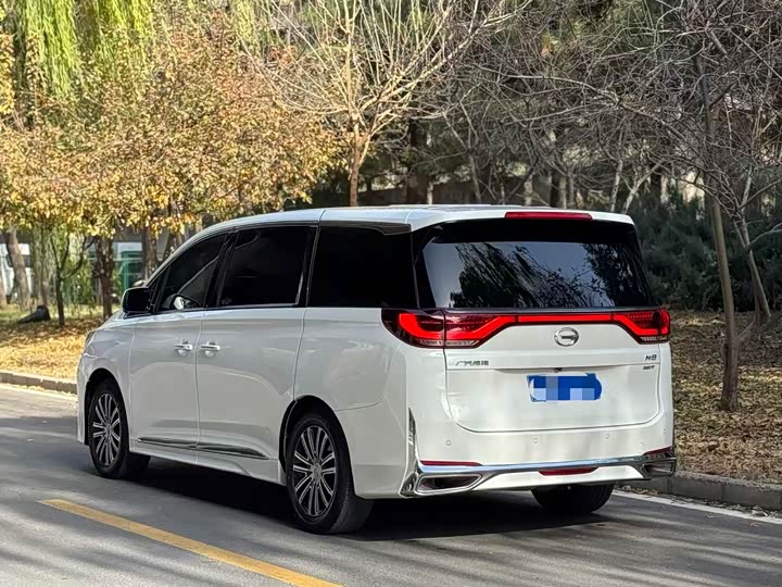 Фото 4 - GAC Trumpchi M8