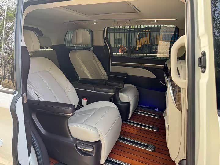 Фото 9 - GAC Trumpchi M8