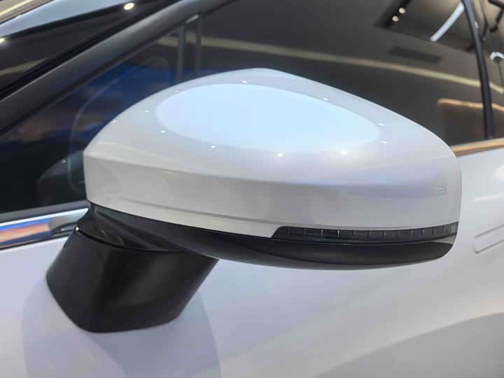 Фото 22 - XPeng P5