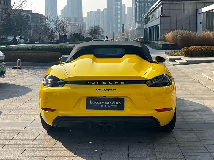 Фото 3 - Porsche 718