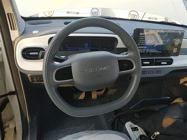 Фото 11 - Geely Galaxy Panda Mini