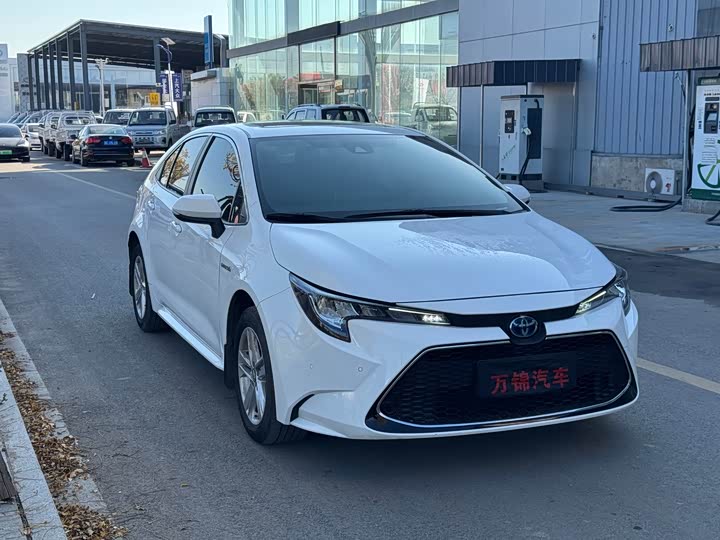 Фото 3 - Toyota Levin