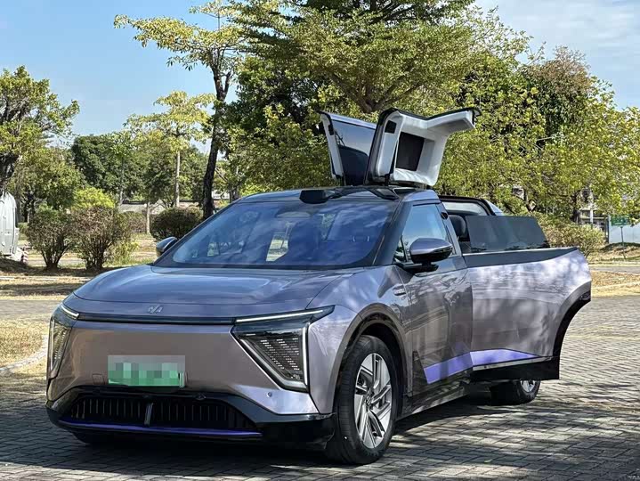 Фото 1 - HiPhi Y