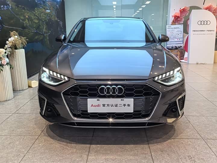 Фото 3 - Audi A4L