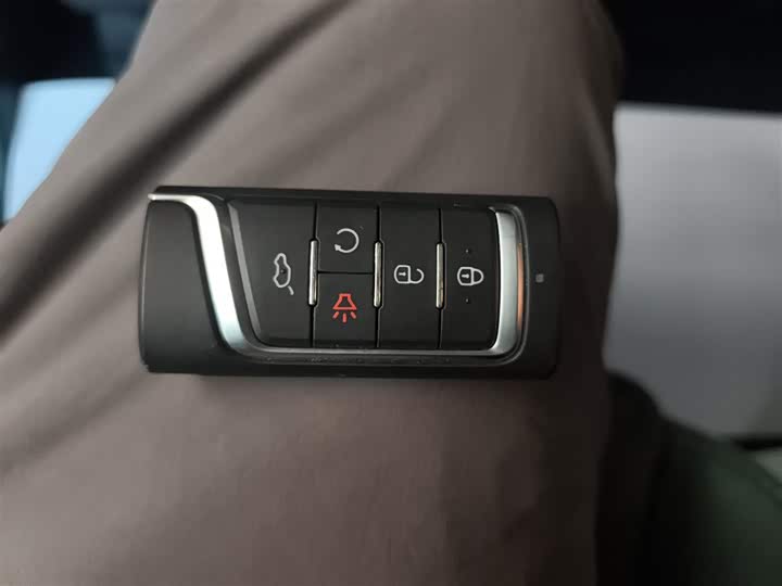 Фото 9 - GAC Trumpchi M6