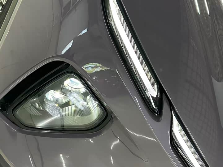 Фото 16 - Nio EC6