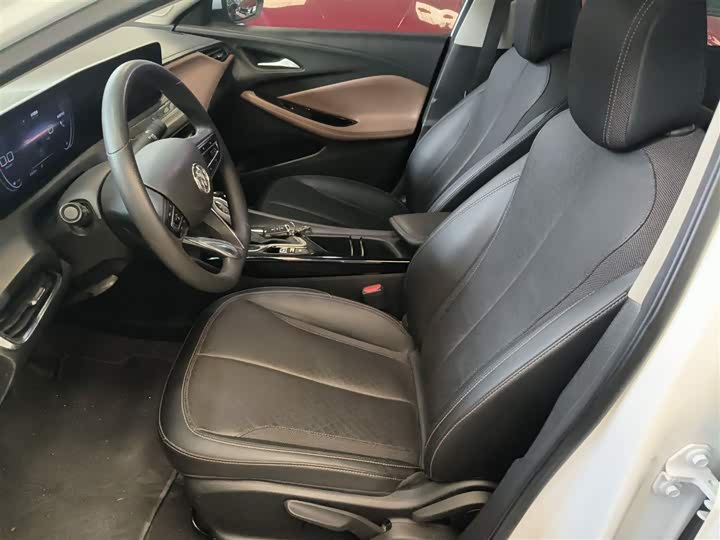 Фото 15 - Buick Verano