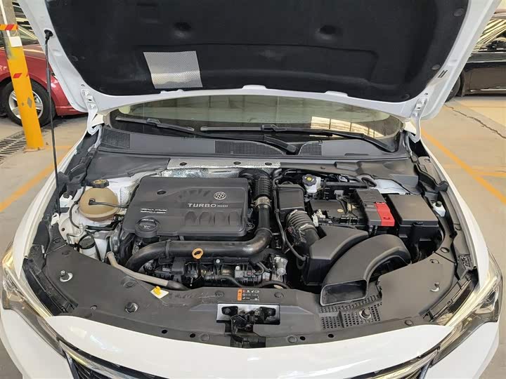 Фото 20 - Buick Verano