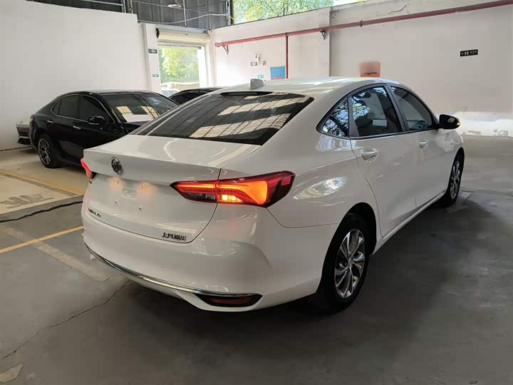 Фото 7 - Buick Verano