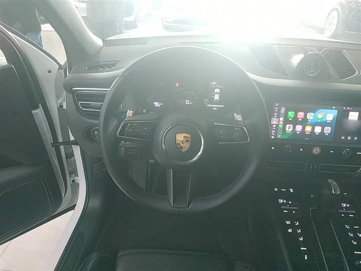 Фото 11 - Porsche Macan