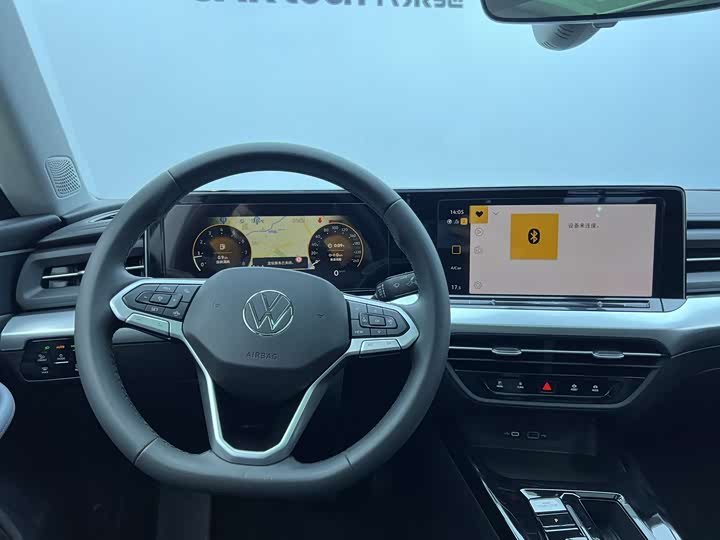 Фото 23 - Volkswagen Lamando L