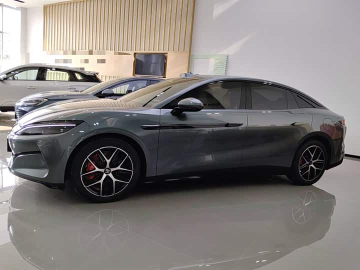 Фото 6 - BYD Han L