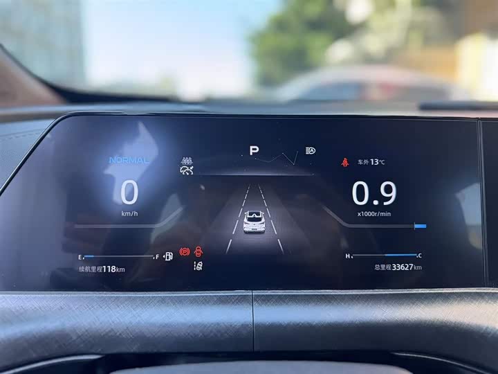 Фото 11 - Changan UNI-T