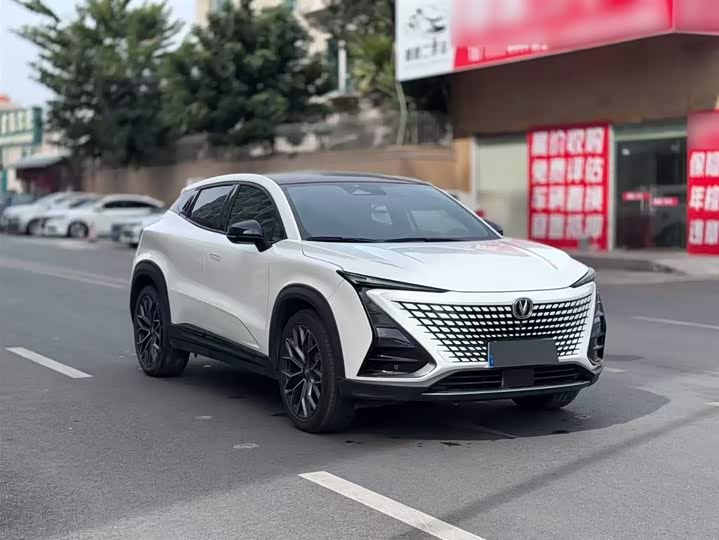 Фото 4 - Changan UNI-T