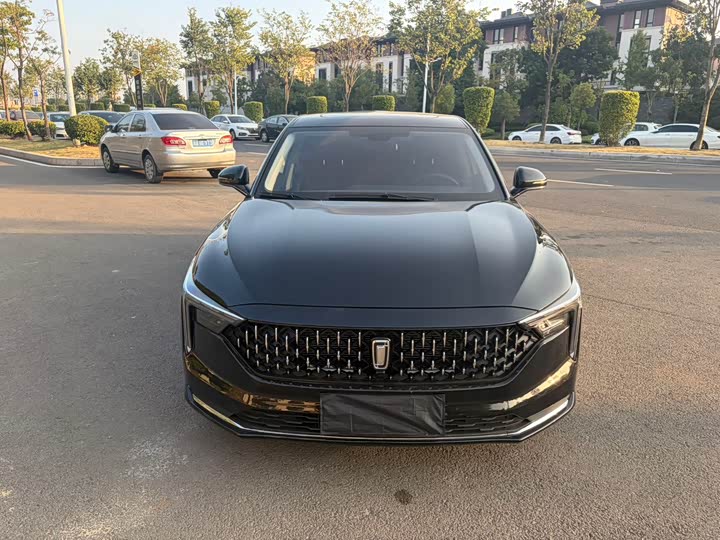 Фото 2 - Bestune B70