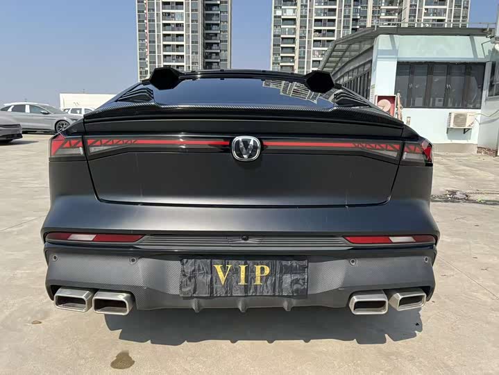 Фото 6 - Changan UNI-V