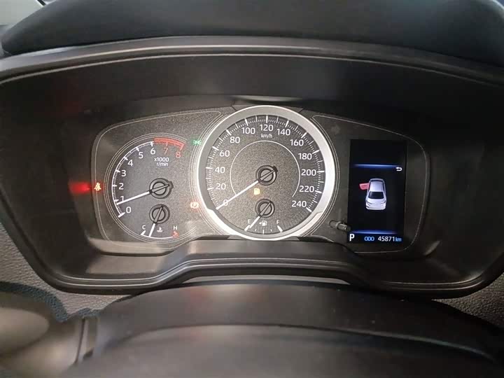 Фото 4 - Toyota Corolla