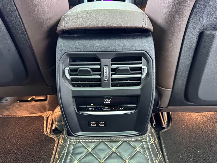 Фото 15 - BMW 3 Series