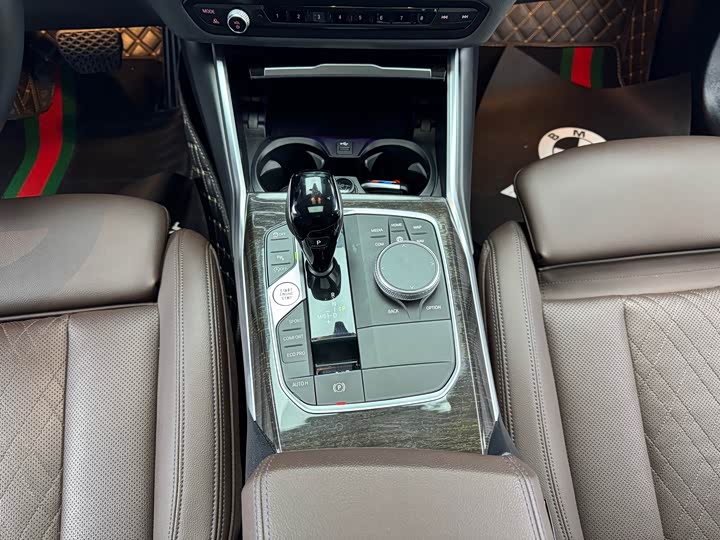 Фото 9 - BMW 3 Series