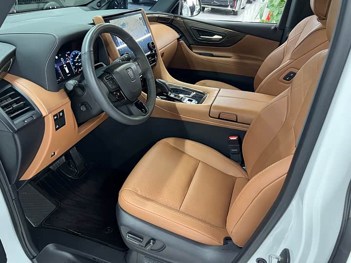 Фото 22 - Toyota Vellfire