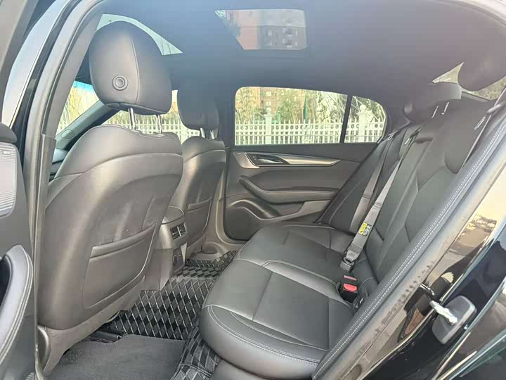 Фото 4 - Cadillac CT5