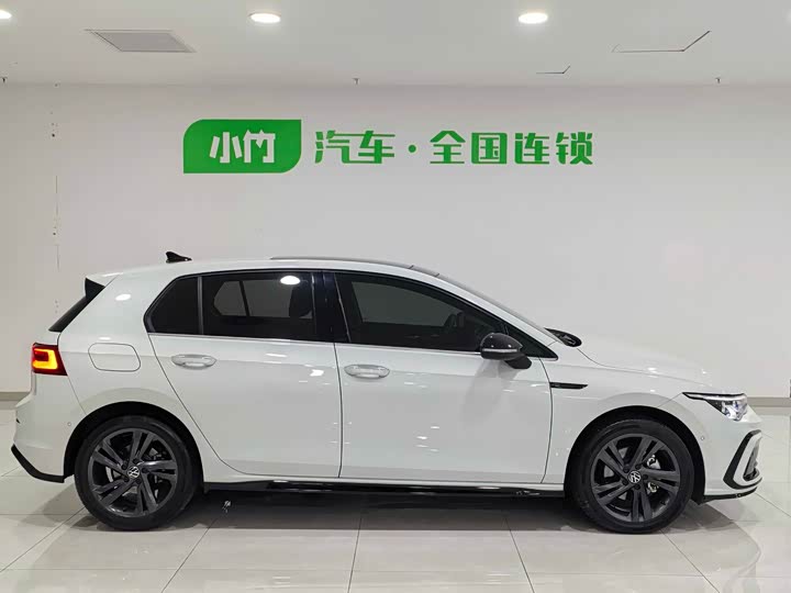 Фото 4 - Volkswagen Golf