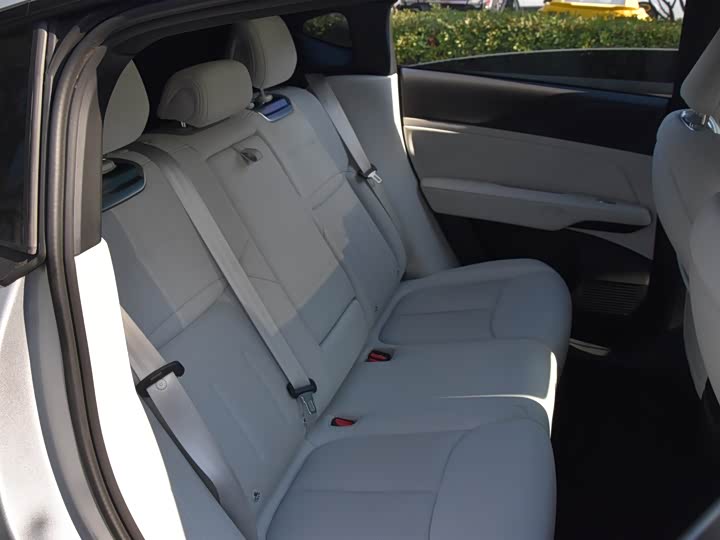 Фото 13 - XPeng G6