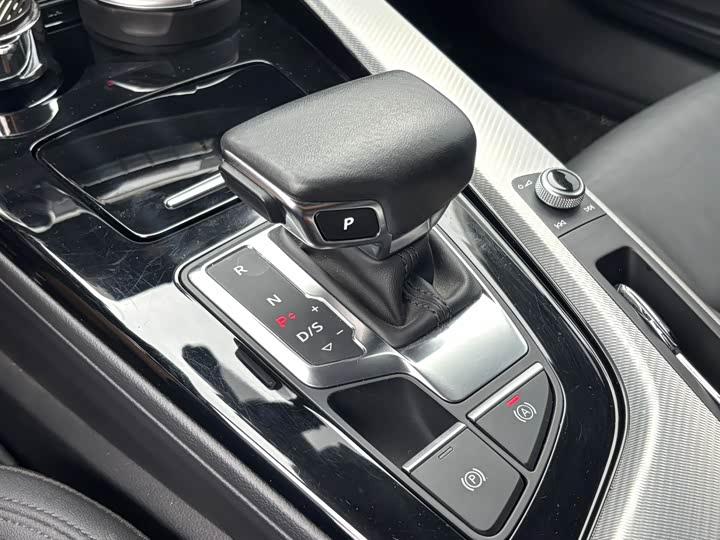 Фото 18 - Audi A5