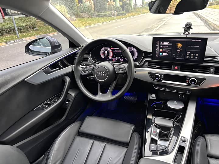 Фото 5 - Audi A5