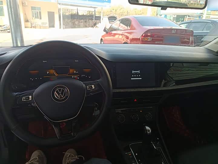 Фото 10 - Volkswagen Lavida