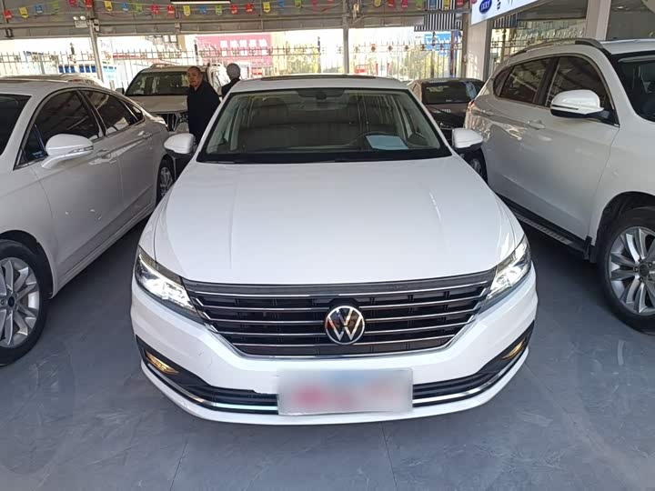 Фото 3 - Volkswagen Lavida