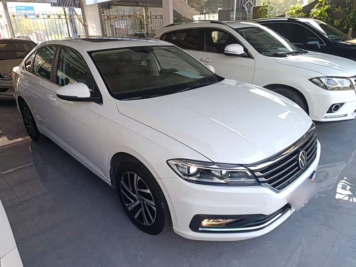 Фото 4 - Volkswagen Lavida