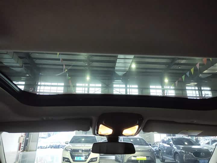 Фото 18 - BMW 5 Series