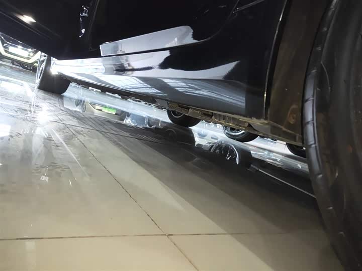 Фото 22 - BMW 5 Series