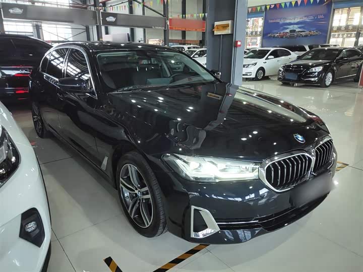 Фото 4 - BMW 5 Series