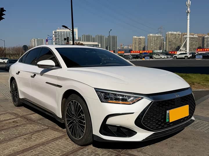 Фото 3 - BYD Han