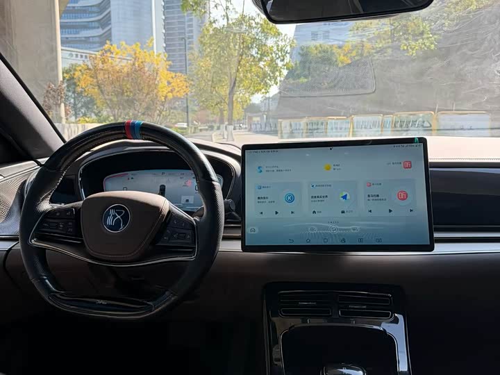 Фото 6 - BYD Han